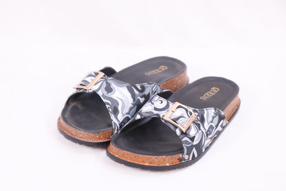 Women Flat sandal